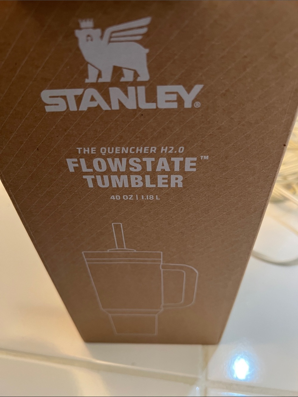 Stanley Light Blue & touches of Purple Quencher H2.0 40 oz. Full inclusion NEW - Picture 3 of 9